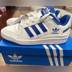 Adidas Forum Low CL size 6 Men